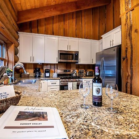 Vila Summit Chalet Velké Medvědí jezero Exteriér fotografie